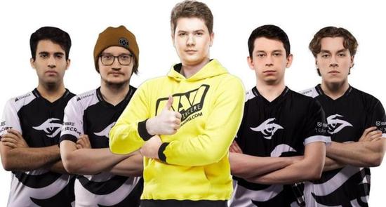 韩国电竞崛起的秘密与黑马战队的成功