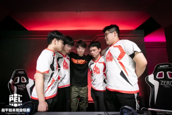 无畏契约交易新动态分析与攻略